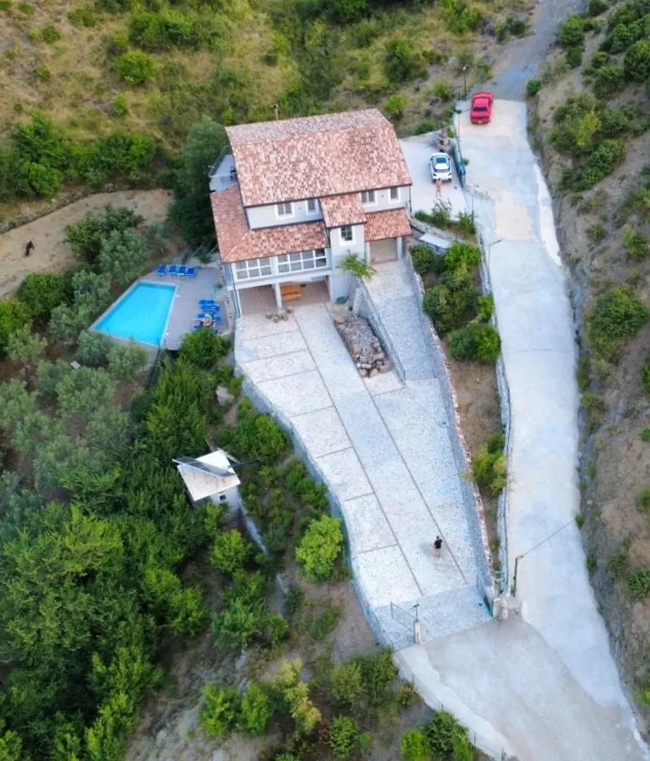 Qyteza Guest House & Camping Shkodër 아파트