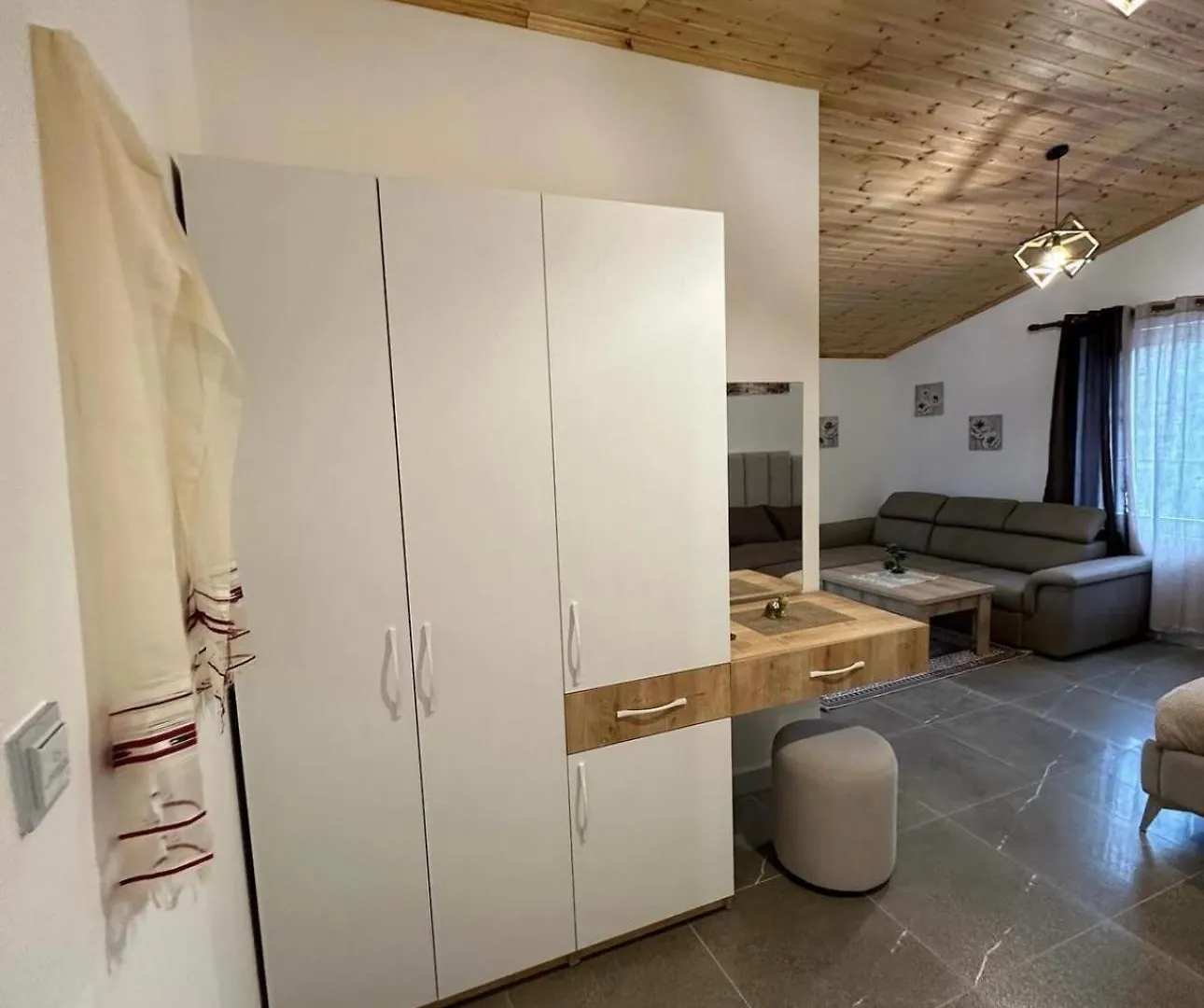 Qyteza Guest House & Camping Shkoder